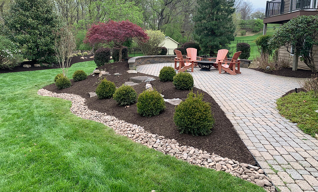 Backyard Paver Hardscaping, Mulch Bed Design and rock beds